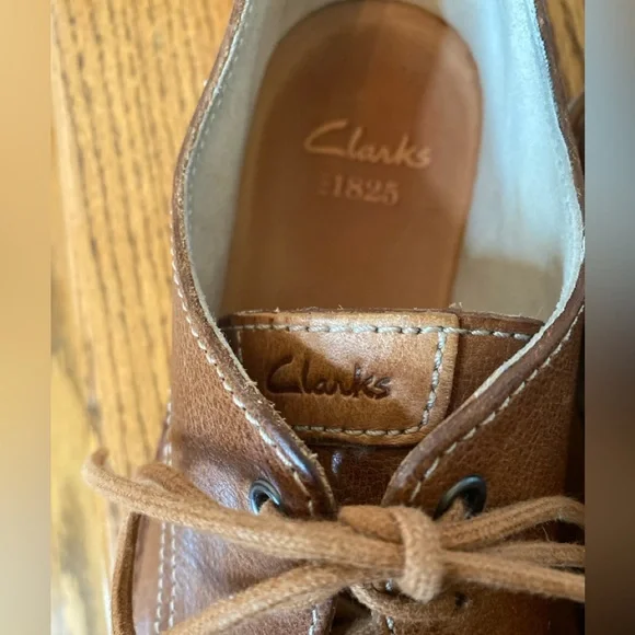 Clarks Men's Size 10M Tan Leather Low Oxford Shoes in EUC - Picture 6 of 16